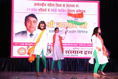 11,000 परिवारों को स्वच्छता पैड का वितरण samarsata.com